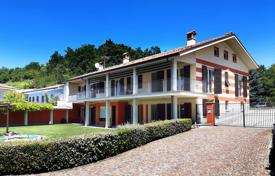 Villa – Piedmont, Italia. 900 000 €