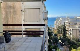 3 dormitorio piso 154 m² en Atenas, Grecia. 400 000 €