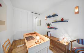 Apartamento de 3 dormitorios con 134 m² con balcón de 21,3 m² y 2 plazas de garaje. 402 000 €