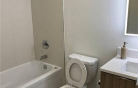 2 dormitorio piso en Saint Clair Avenue West, Canadá. C$1 049 000