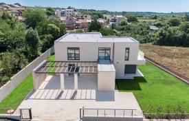 4 dormitorio casa de pueblo 303 m² en Istria County, Croacia. 1 550 000 €