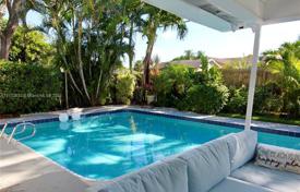 Casa de pueblo – Palm Beach Gardens, Florida, Estados Unidos. $768 000