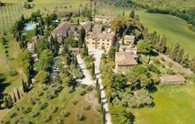 Cortijo en Asciano, Italia. 11 000 000 €