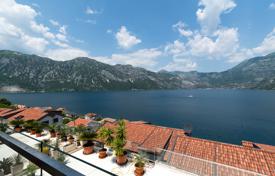 3 dormitorio piso 107 m² en Kotor city, Montenegro. 430 000 €