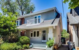 Casa de pueblo – Saint Clements Avenue, Old Toronto, Toronto,  Ontario,   Canadá. C$2 708 000