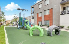 4 dormitorio piso en Scarborough, Canadá. C$723 000