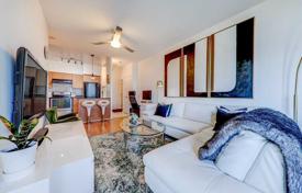 1 dormitorio piso en Etobicoke, Canadá. C$725 000