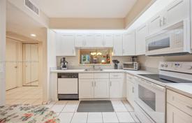 Condominio – Pembroke Pines, Broward, Florida,  Estados Unidos. $274 000