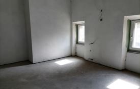 3 dormitorio piso 109 m² en Pula, Croacia. 180 000 €