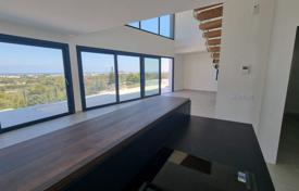 3 dormitorio chalet 200 m² en Denia, España. 1 100 000 €