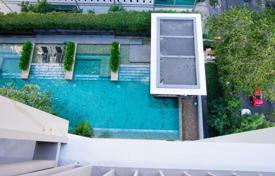 1-dormitorio apartamentos en condominio en Watthana, Tailandia. $362 000