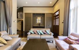 4 dormitorio chalet en Watthana, Tailandia. $5 500  por semana