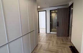 3-dormitorio apartamentos en condominio en Bang Kho Laem, Tailandia. $781 000