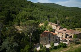 10 dormitorio villa en Cortona, Italia. 2 500 000 €