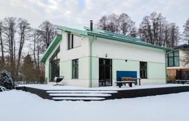 Adosado – Jurmala, Letonia. 450 000 €