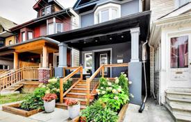 Casa de pueblo – Dundas Street East, Old Toronto, Toronto,  Ontario,   Canadá. C$1 565 000