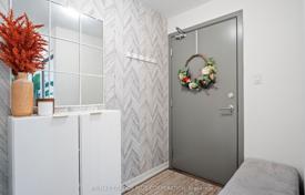 5 dormitorio piso en Scarborough, Canadá. C$855 000