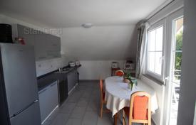 10 dormitorio casa de pueblo 300 m² en Vrbnik, Croacia. 730 000 €