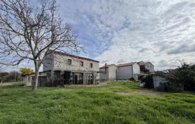 2 dormitorio casa de pueblo 152 m² en Umag, Croacia. 330 000 €