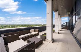 5 dormitorio piso en North York, Canadá. C$924 000