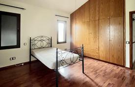 3 dormitorio chalet 317 m² en Nicosia, Chipre. 370 000 €