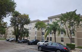 Condominio – Hialeah, Florida, Estados Unidos. $257 000