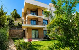 6 dormitorio villa 353 m² en Kargicak, Turquía. 21 378 000 TRY