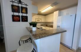 2-dormitorio apartamentos en condominio 86 m² en Miami, Estados Unidos. $565 000