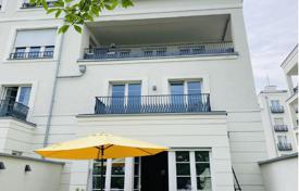 4 dormitorio piso 222 m² en Dusseldorf, Alemania. 1 800 000 €