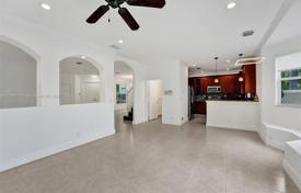 Casa de pueblo – Delray Beach, Florida, Estados Unidos. $730 000