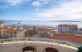 4 dormitorio piso 110 m² en Rijeka, Croacia. 249 000 €