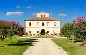 5 dormitorio villa 724 m² en Montepulciano, Italia. 1 840 000 €