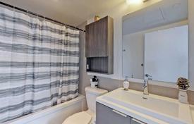 2 dormitorio piso en North York, Canadá. C$748 000