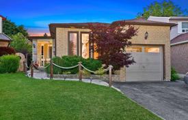 Casa de pueblo – Scarborough, Toronto, Ontario,  Canadá. C$982 000
