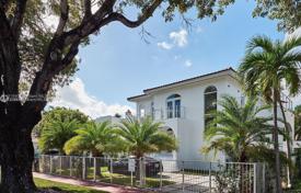 Casa de pueblo – Miami Beach, Florida, Estados Unidos. $3 200 000