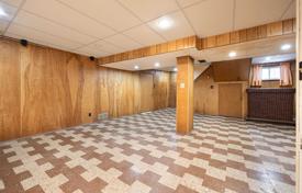 5 dormitorio casa de pueblo en Scarborough, Canadá. C$1 285 000