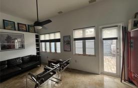 2 dormitorio casa de pueblo 141 m² en Miami, Estados Unidos. $2 309 000