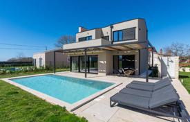 5 dormitorio casa de pueblo 211 m² en Istria County, Croacia. 690 000 €