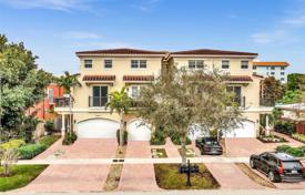 3 dormitorio casa de pueblo 336 m² en Fort Lauderdale, Estados Unidos. $1 375 000