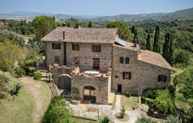 25 dormitorio finca rústica 1078 m² en Piegaro, Italia. 1 450 000 €
