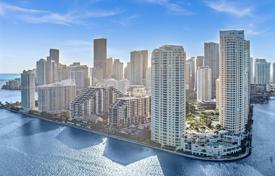 2-dormitorio apartamentos en condominio 157 m² en Miami, Estados Unidos. $1 300 000