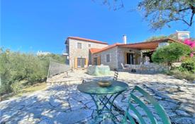 Chalet – Kalamata, Administration of the Peloponnese, Western Greece and the Ionian Islands, Grecia. 800 000 €