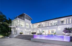 9 dormitorio villa 971 m² en Miami Beach, Estados Unidos. 15 590 000 €