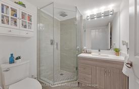 7 dormitorio piso en North York, Canadá. C$1 009 000