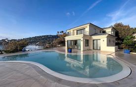 8 dormitorio villa en Roquebrune-sur-Argens, Francia. 4 300 000 €