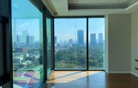 2-dormitorio apartamentos en condominio en Pathum Wan, Tailandia. $646 000