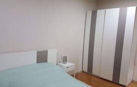 1-dormitorio apartamentos en condominio en Ratchathewi, Tailandia. $232 000