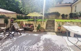 3 dormitorio piso 200 m² en Florencia, Italia. 790 000 €