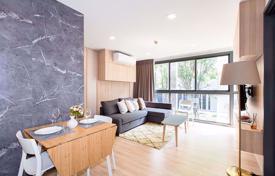 2-dormitorio apartamentos en condominio en Watthana, Tailandia. $372 000