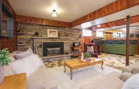 4 dormitorio casa de pueblo en North York, Canadá. C$1 468 000